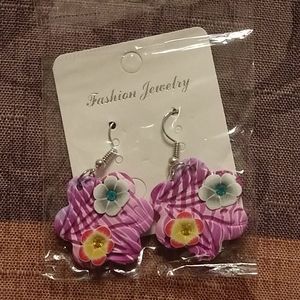 Brand New Dangle earrings